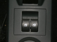 2010款 1.0L 手动 标准型