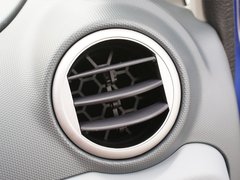 2010款 1.0L 手动 标准型