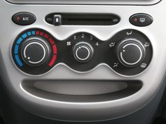 2010款 1.0L 手动 标准型