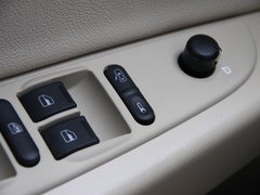 2010款 1.5L 手动 豪华型