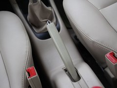 2010款 1.5L 手动 豪华型