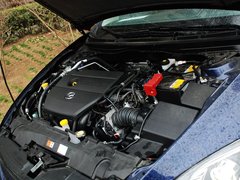 2010款 2.0L 自动 豪华版