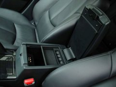 2010款 2.0L 自動(dòng) 豪華版