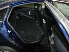 2010款 2.0L 自动 豪华版