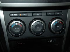 2010款 2.0L 自动 豪华版