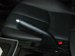 2010款 2.0L 自动 豪华版