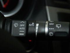 2010款 2.0L 自动 豪华版