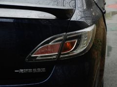 2010款 2.0L 自动 豪华版
