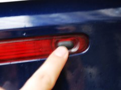 2010款 2.0L 自动 豪华版