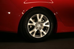 2010款 2.0L 自动 豪华版