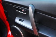 2010款 2.0L 自动 豪华版