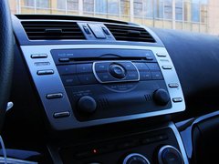 2010款 2.0L 自动 豪华版