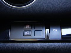 2010款 2.0L 自动 豪华版