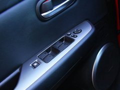 2010款 2.0L 自动 豪华版