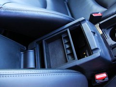 2010款 2.0L 自动 豪华版