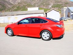 2010款 2.0L 自动 豪华版