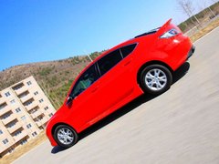 2010款 2.0L 自动 豪华版