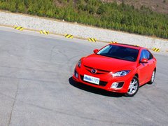 2010款 2.0L 自动 豪华版