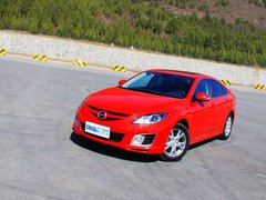 2010款 2.0L 自动 豪华版