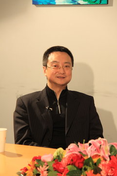 2010款 2.0L 自動(dòng) 豪華版