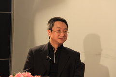 2010款 2.0L 自動(dòng) 豪華版