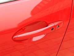 2010款 2.0L 自动 豪华版