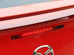 2010款 2.0L 自動 豪華版