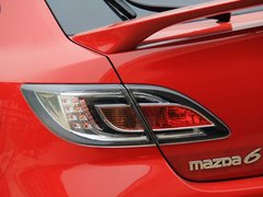 2010款 2.0L 自动 豪华版