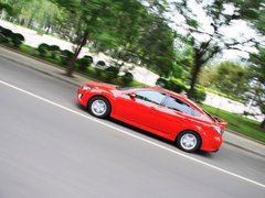 2010款 2.0L 自动 豪华版