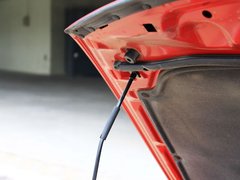 2010款 2.0L 自動 豪華版