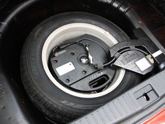 2010款 2.0L 自动 豪华版
