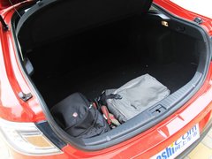 2010款 2.0L 自动 豪华版