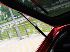 2010款 2.0L 自动 豪华版