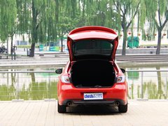 2010款 2.0L 自动 豪华版