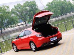 2010款 2.0L 自动 豪华版
