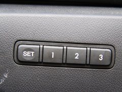 2010款 2.0L 自动 豪华版