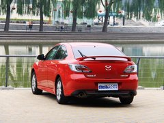 2010款 2.0L 自动 豪华版