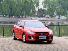 2010款 2.0L 自动 豪华版