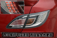 2010款 2.0L 自动 豪华版