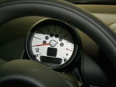 2011款 1.6T 自动 COOPER S ALL4版 5座