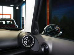 2011款 1.6T 自动 COOPER S ALL4版 5座