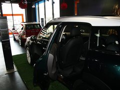 2011款 1.6T 自动 COOPER S ALL4版 5座