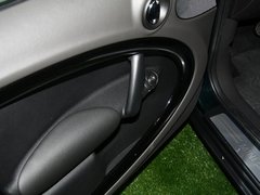 2011款 1.6T 自动 COOPER S ALL4版 5座