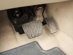 2010款 2.5 CVT 两驱舒适型