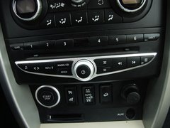 2010款 2.5 CVT 两驱舒适型