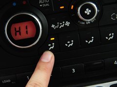 2010款 2.5 CVT 两驱舒适型