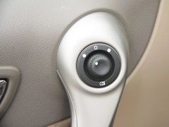 2010款 2.5 CVT 两驱舒适型