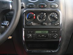 2010款 1.2L 手动 运动款 活力型