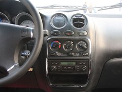 2010款 1.2L 手动 运动款 活力型