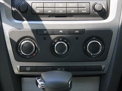 2010款 1.6 自动 逸致版